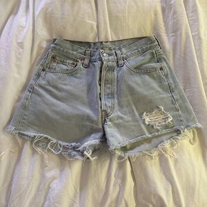 vintage Levi’s denim shorts